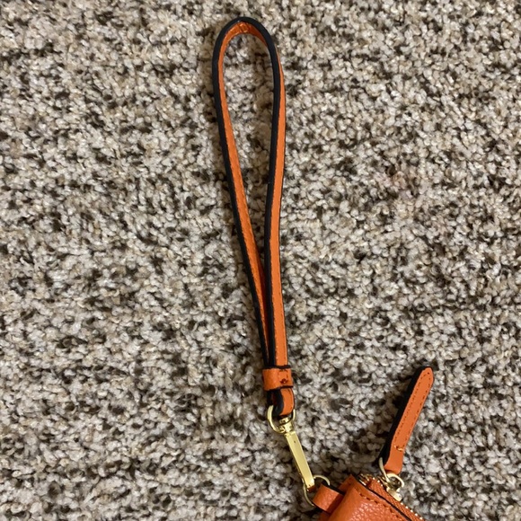 🧡NWOT Kate Landry clear game day wristlet🧡 10 x 7 in. - Picture 4 of 10